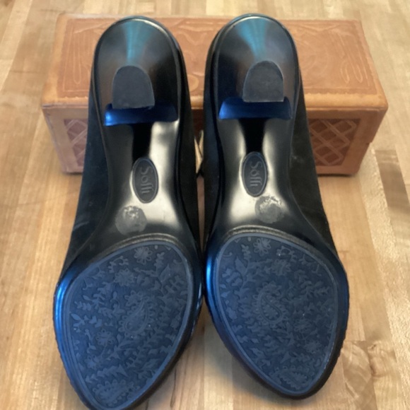 Sofft Black Suede Mary Jane Candra Almond Toe 2.5” Heels 9.5 W - Picture 7 of 11